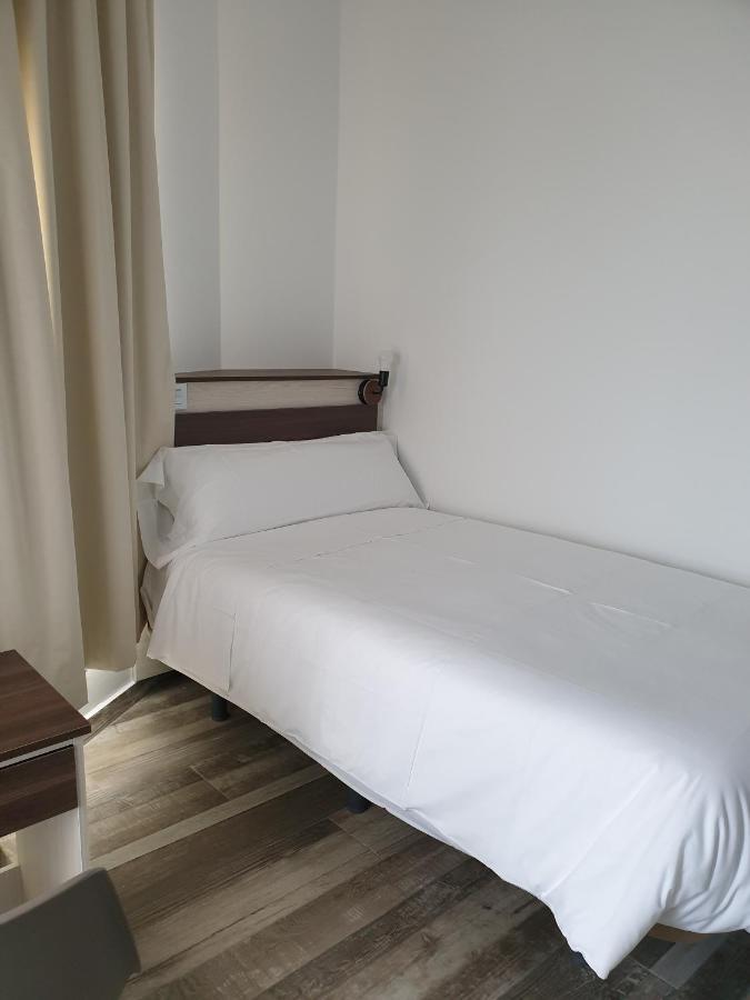 Meson Hostal La Cabana Medellín Esterno foto